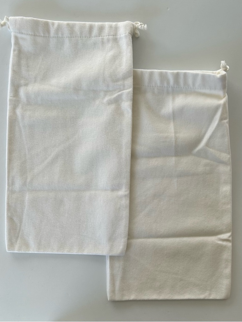 BOTTEGA VENETA White & Green Logo'd Dust Bags, NEW Set of 2 - Picture 4 of 4